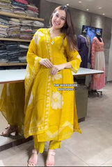 Floral Anarkali Dupatta Set