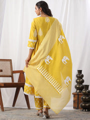 Women Yellow cotton kurta Pant with Dupatta set