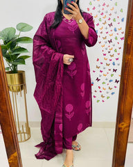 Magenta Charm Floral Print Set