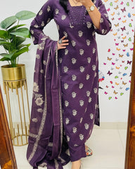 Elegant Purple Kurta Pant and Dupatta Set