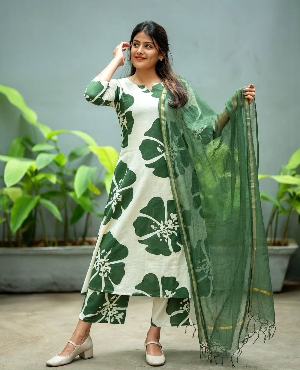 Green dupatta set , suitkari