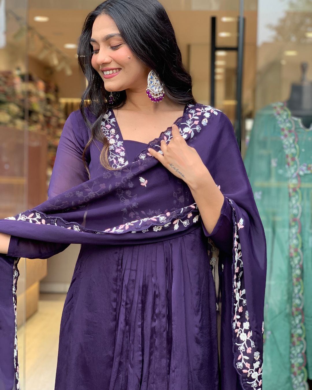 Stunning Festive Dupatta Sets Await