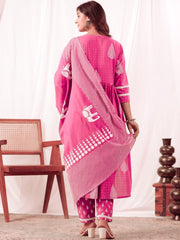 Women Pink cotton kurta Pant with Dupatta set