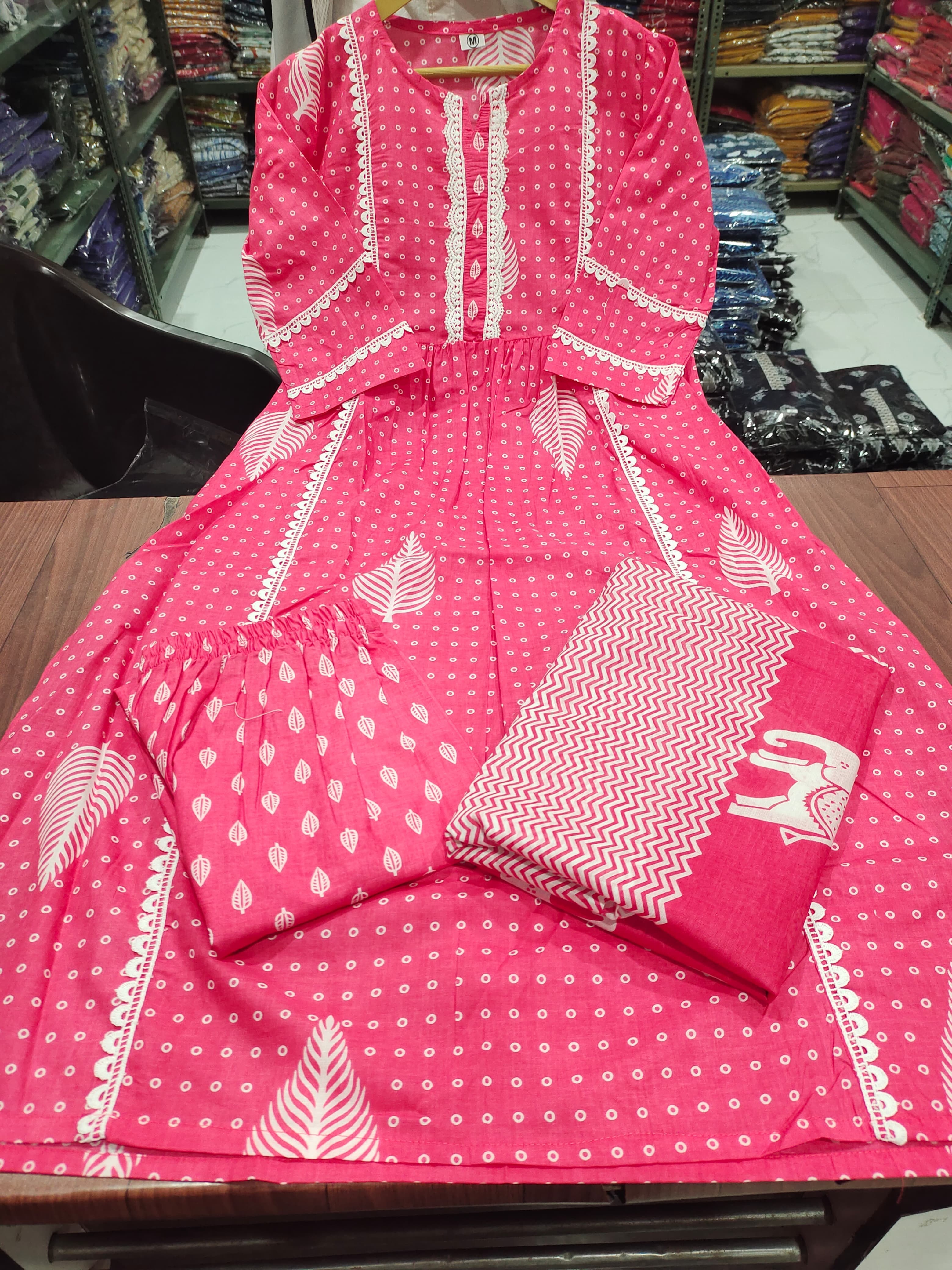 Women Pink cotton kurta Pant with Dupatta set