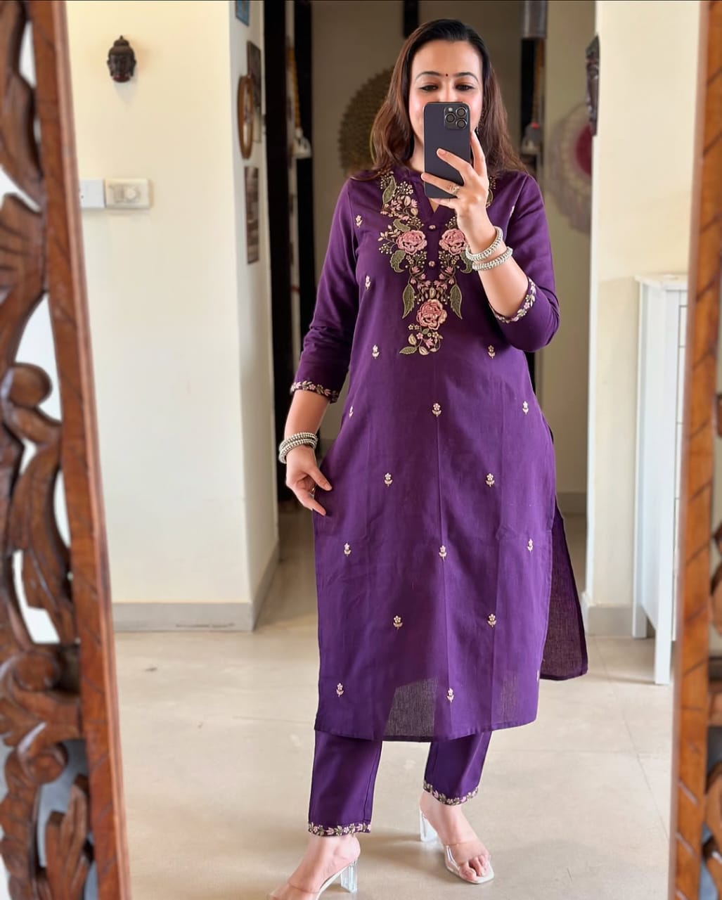 Women Purple Embroidered Kurta Pant With Dupatta Set