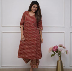 Women Red Kurta And Pant Set