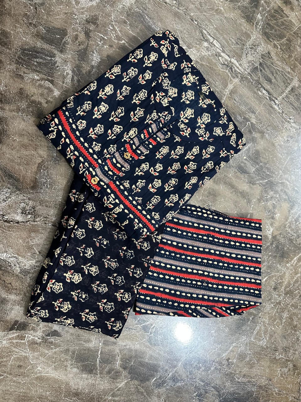 Suitkari, Black Kurta set