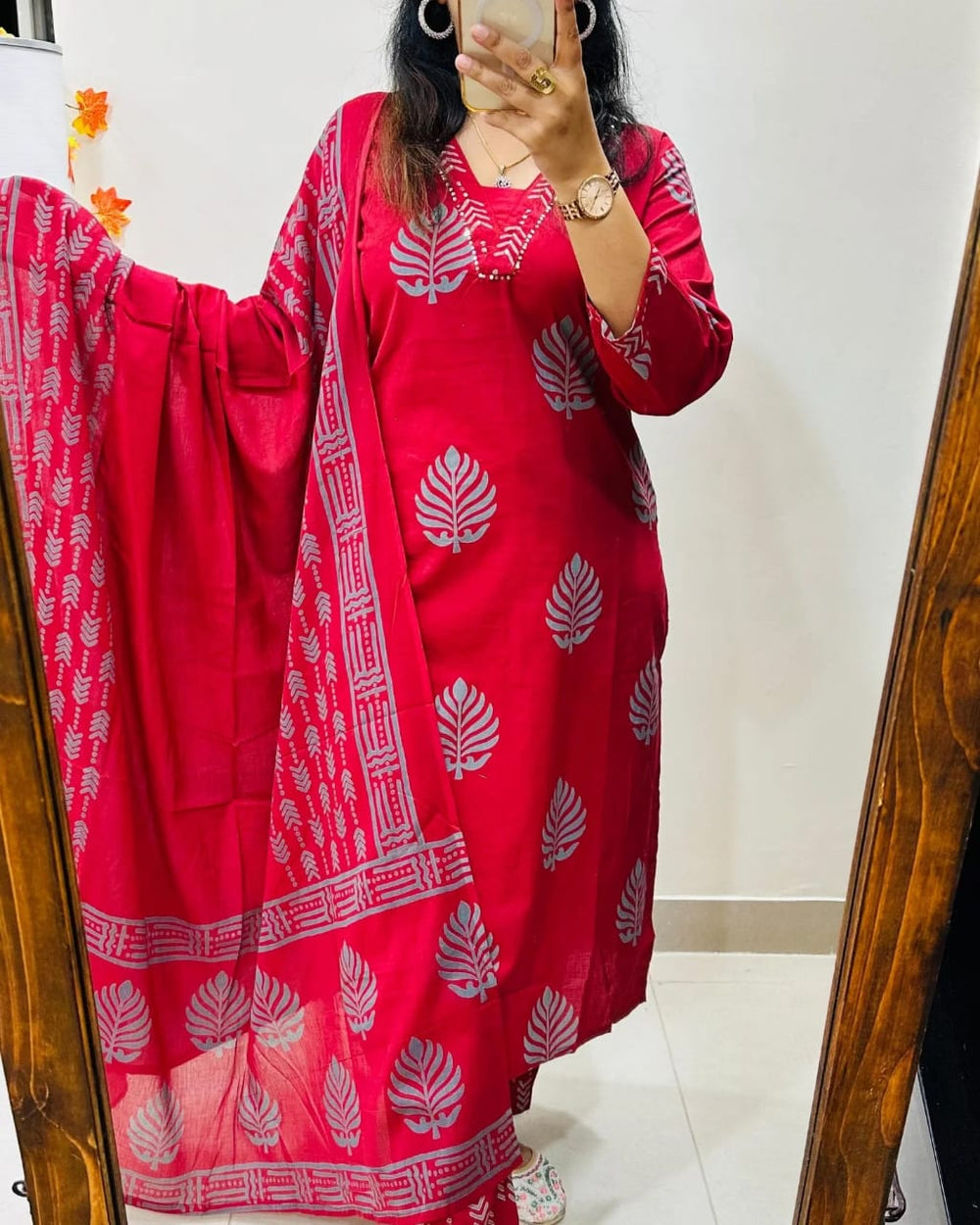 cotton dupatta set, Red kurta pant with dupatta, suitkari