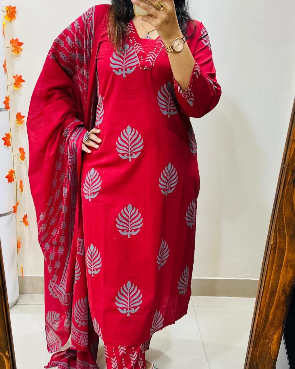 cotton dupatta set, Red kurta pant with dupatta, suitkari