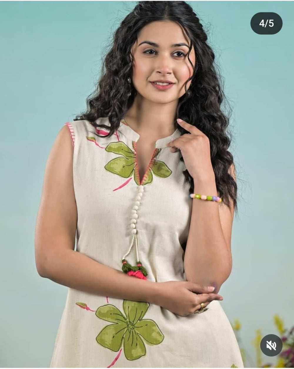 white kurta set, cotton kurta pant set, suitkari