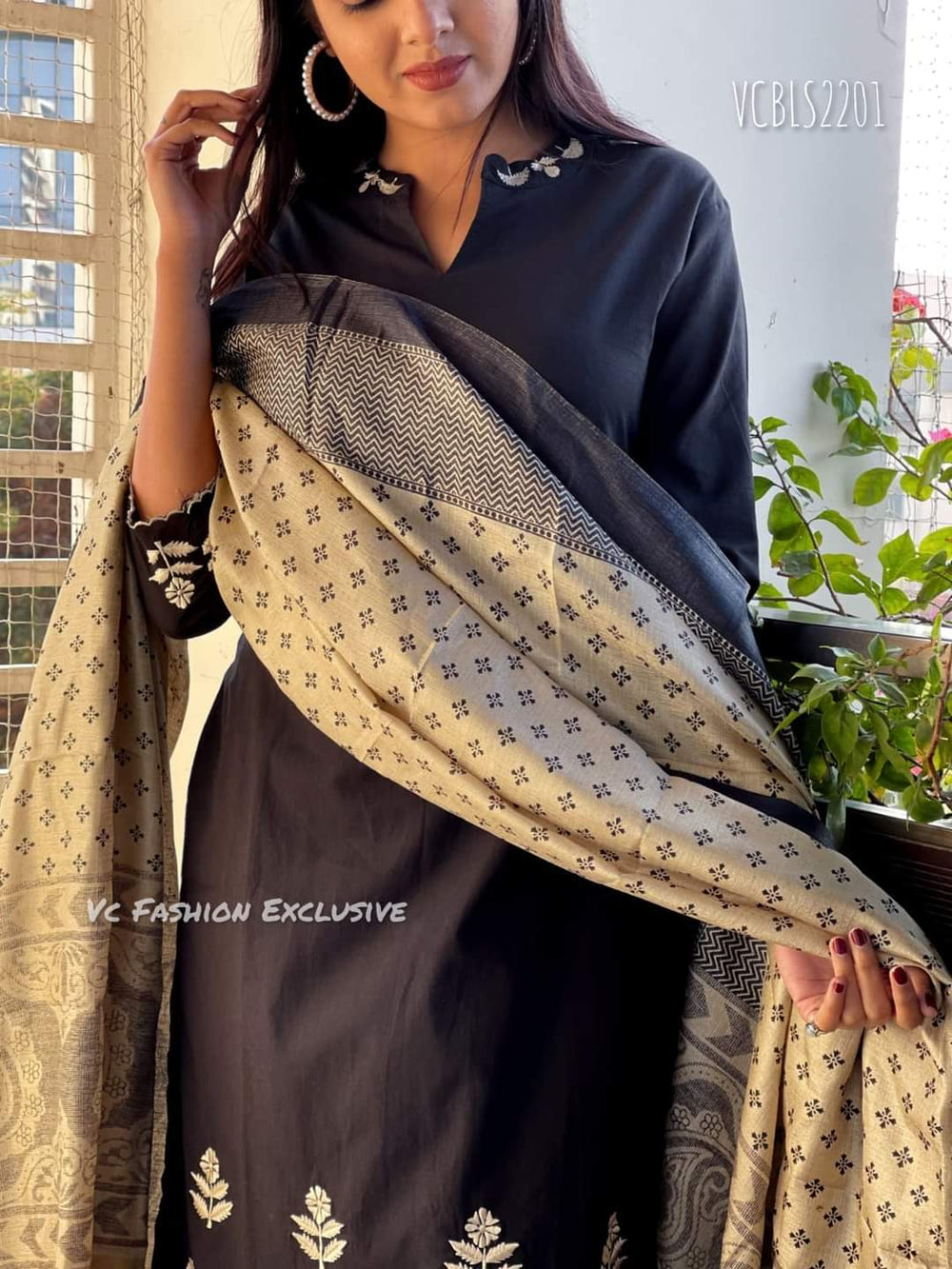 Black dupatta set, cotton dupatta set, Suitkari