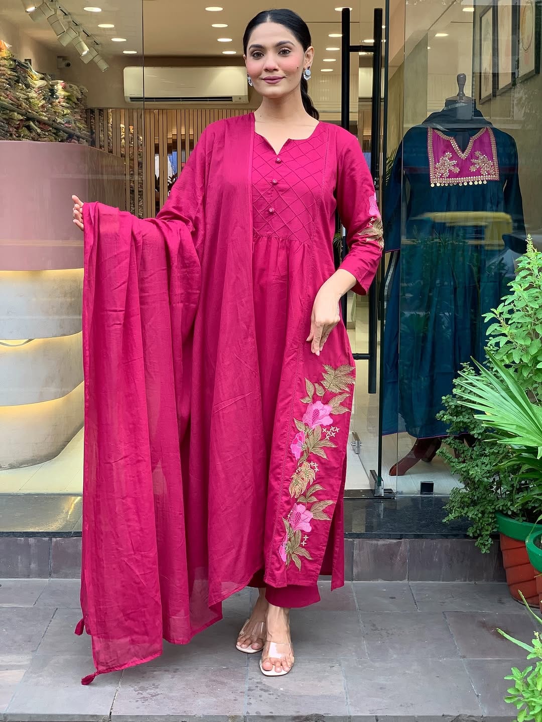 Magenta suit Set, embroidered Suit Set, Suitkari