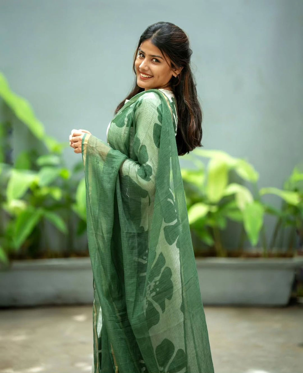 Green dupatta set , suitkari